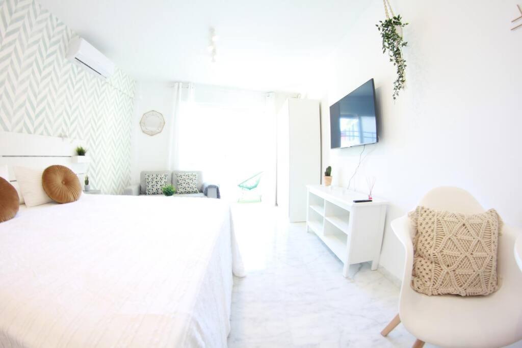 Torremolinos - New Central Studio Plata With Balcony 아파트 외부 사진