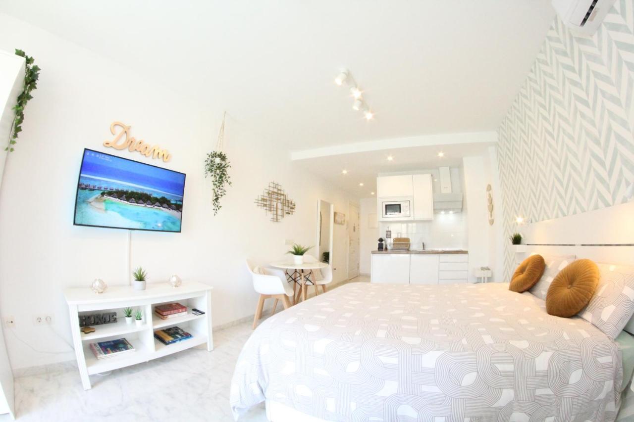 Torremolinos - New Central Studio Plata With Balcony 아파트 외부 사진