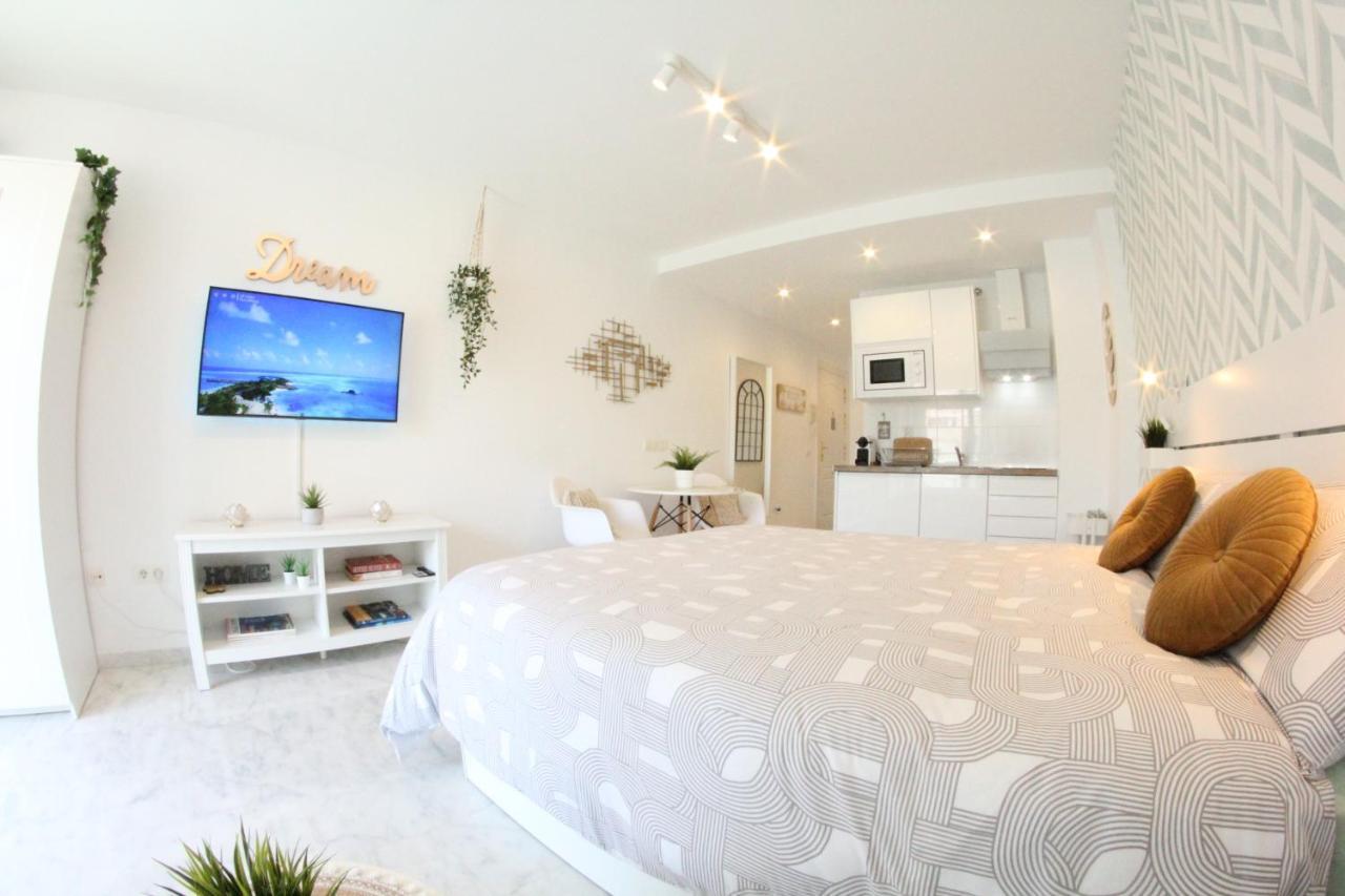 Torremolinos - New Central Studio Plata With Balcony 아파트 외부 사진