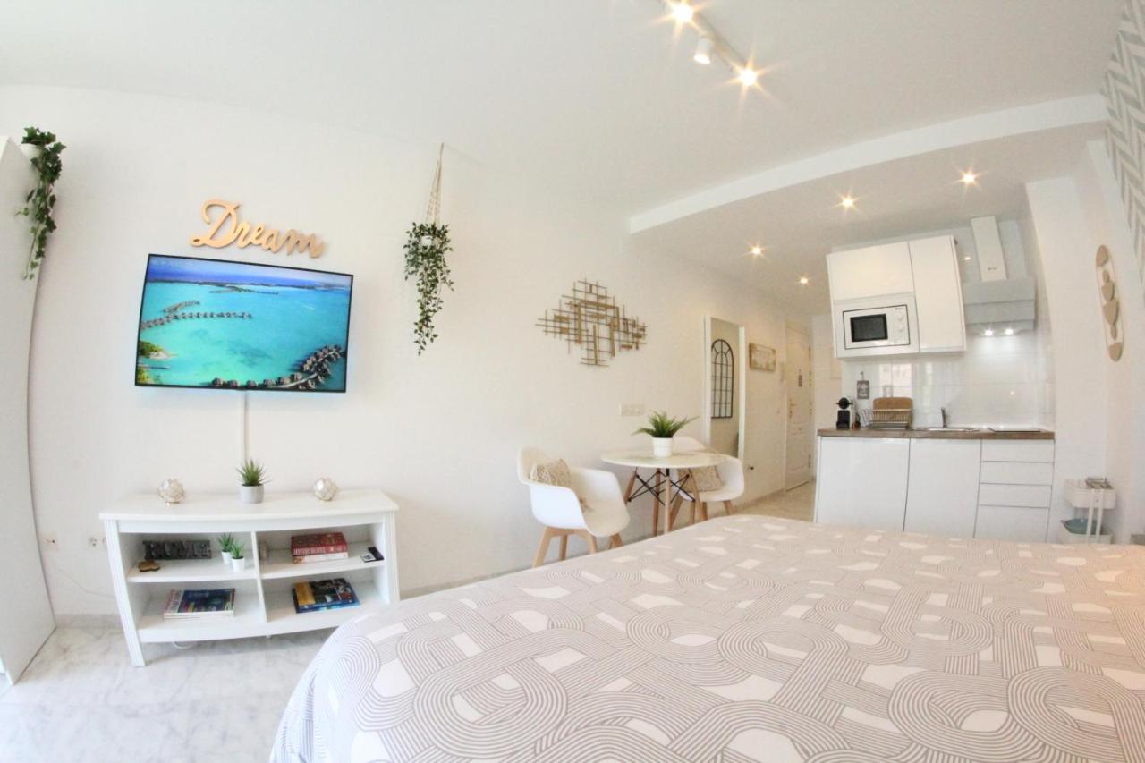 Torremolinos - New Central Studio Plata With Balcony 아파트 외부 사진