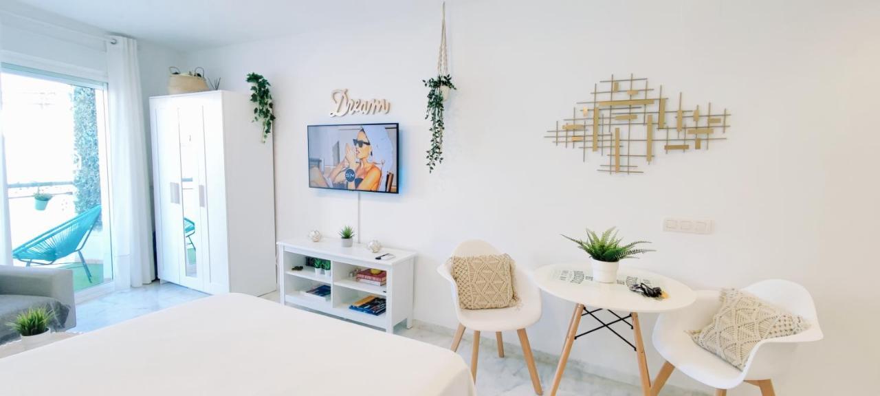 Torremolinos - New Central Studio Plata With Balcony 아파트 외부 사진